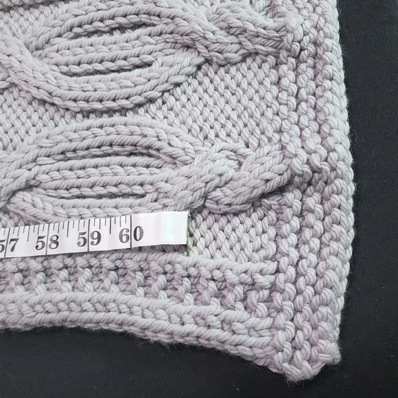 Hand Made Cable Knit Gray Scarf - 100% Merino Wool - Knit By Myself - Picture 5 of 7